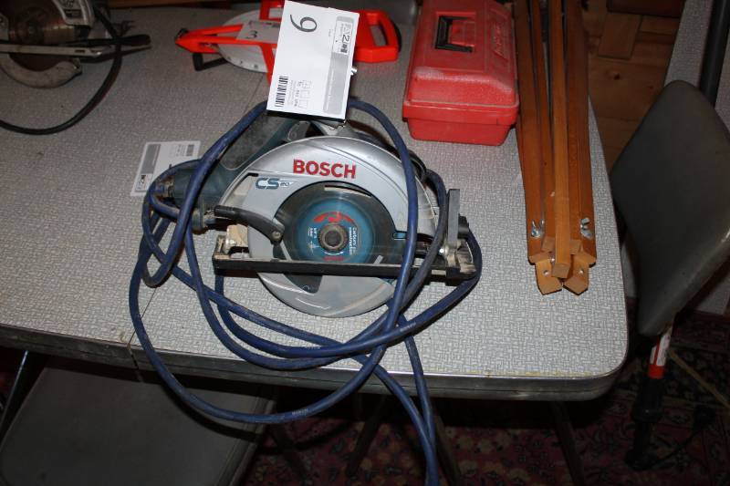lot 9 image: Bosch 7.25in. Circular Saw