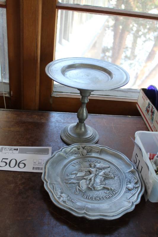 lot 506 image: Bicentennial Serving Platter, Serving Stand