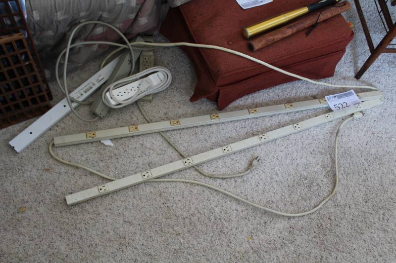 lot 522 image: Power Strips