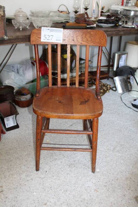lot 527 image: Wood Desk Chair