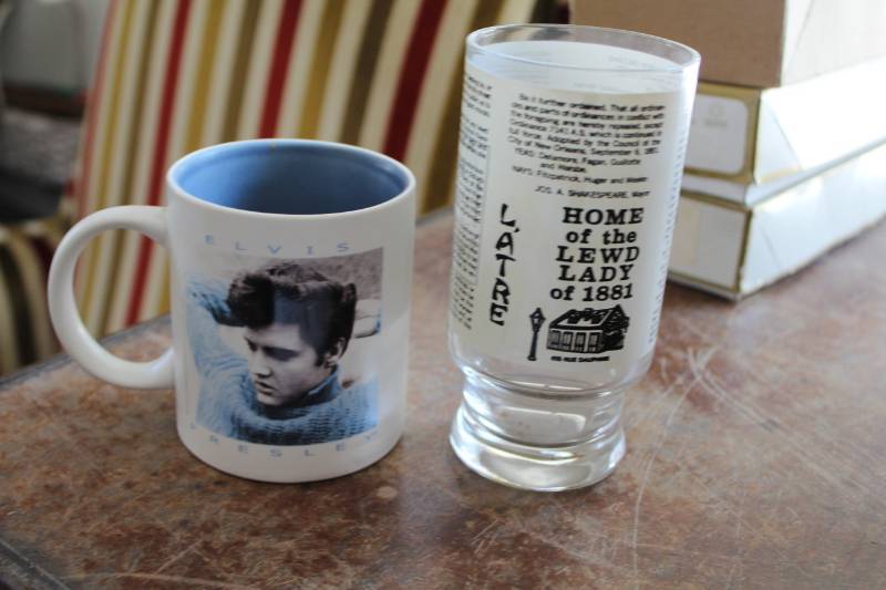 lot 534 image: Elvis Ceramic Coffee Mug, Lewd Lady Glass Cup