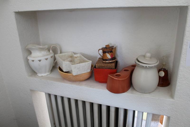 lot 543 image: Ceramic Pitcher, Ceramic Jars, Ceramic Bowls, Ceramic Table Decor