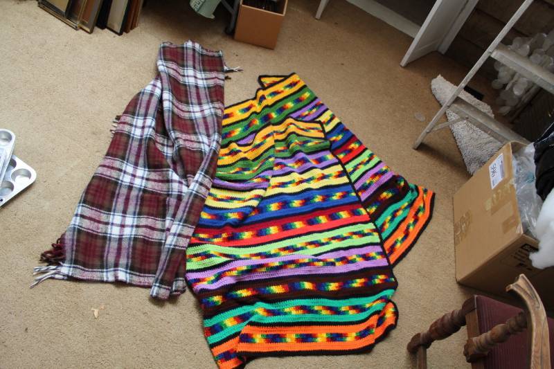 lot 591 image: Throws