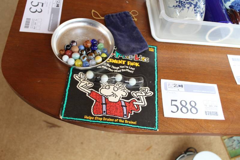 lot 588 image: Marbles, Marble Bag