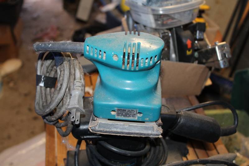 lot 136 image: Makita Finishing Sander