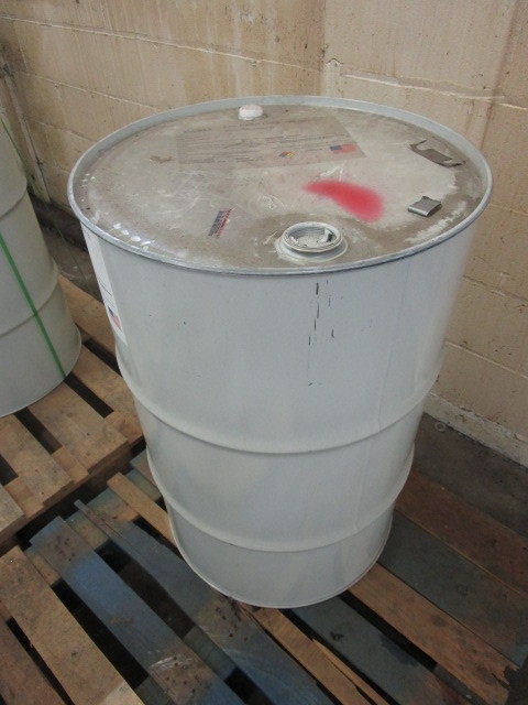 DRUM OF GEAR OIL