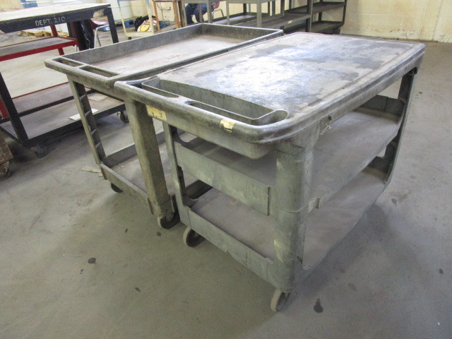 ROLLING RUBBERMAID UTILITY CARTS