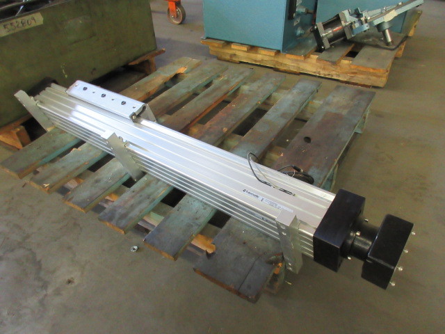 LINEAR ACTUATOR