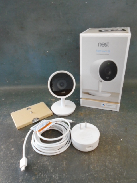 lot 3 image: Security Camera