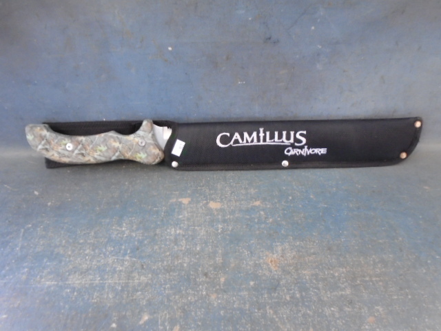 lot 4 image: Titanium Bonded Machete