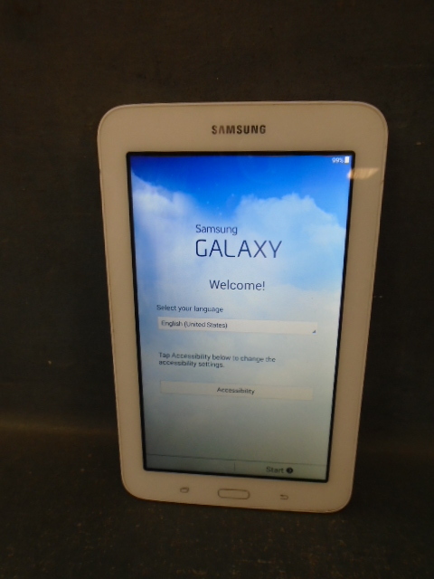 lot 12 image: Samsung Tablet