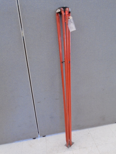 lot 31 image: Survey Tripod