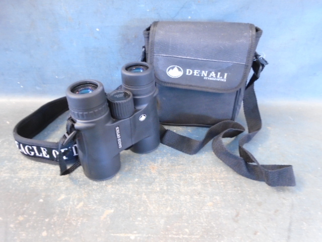 lot 34 image: Binoculars