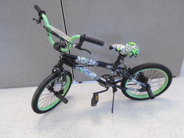 lot 83 image: No Rules 18 BMX Bike