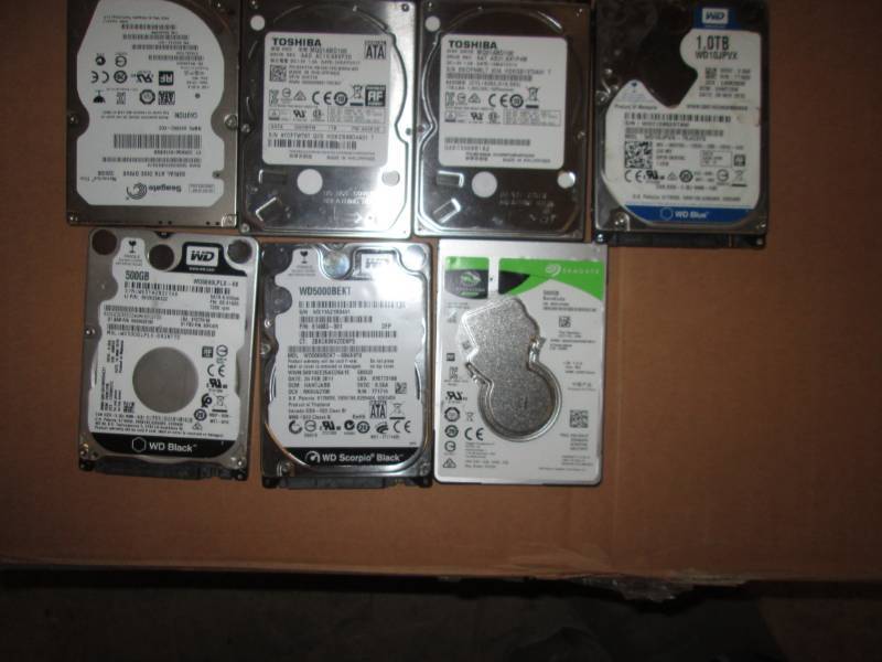 lot 301 image: Lot of 6 Mini HD untested see pictu...