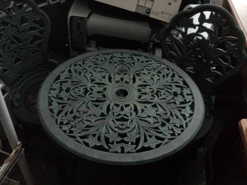 lot 1 image: Resin Patio Set Table with 2 Chairs...