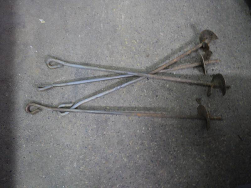 lot 30 image: Metal Stakes...