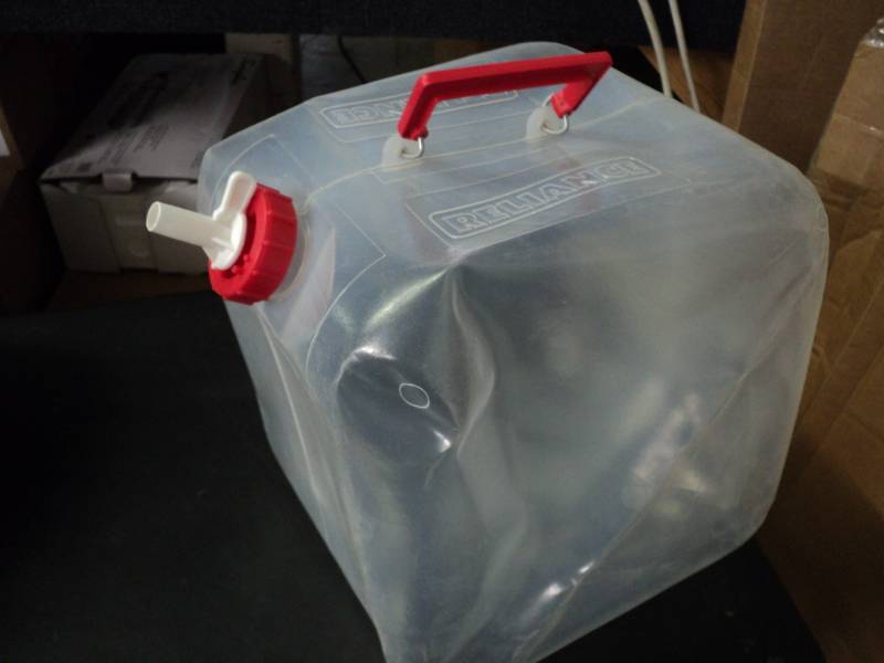 lot 71 image: Lot of 10 - 5 Gallon Collapsible Wa...