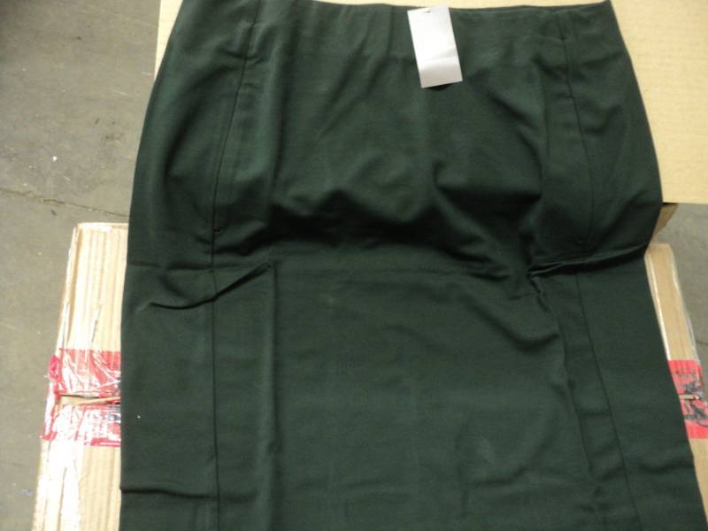lot 102 image: Lot of 40 J. Hill Hunter green Skir...