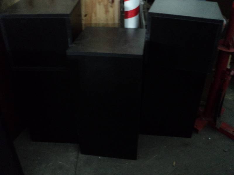 lot 174 image: Set of 5 Glack Store Displays Cubes...