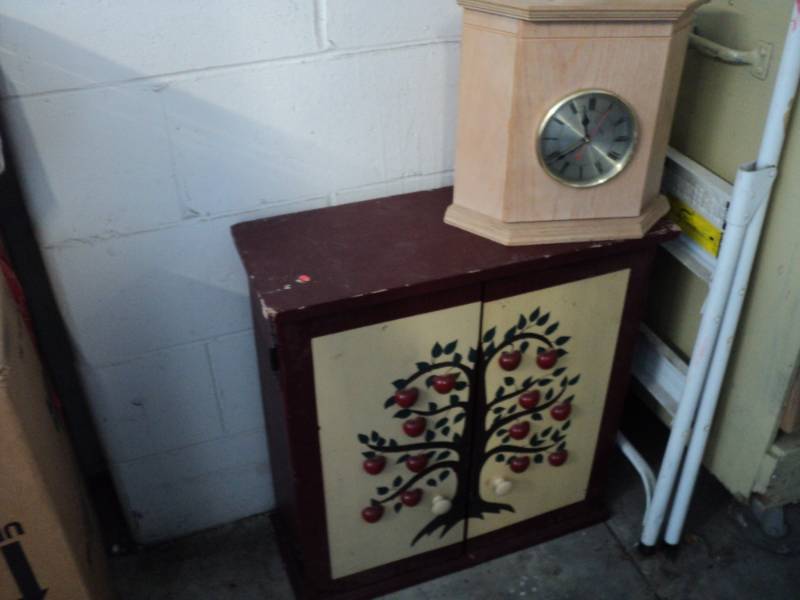 lot 183 image: Cabinet, Jewelry Box Clock- Pillows...