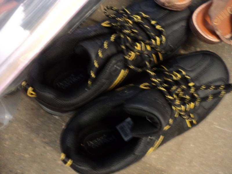 lot 186 image: New Dexter Comfort Shoes, size 6 1...