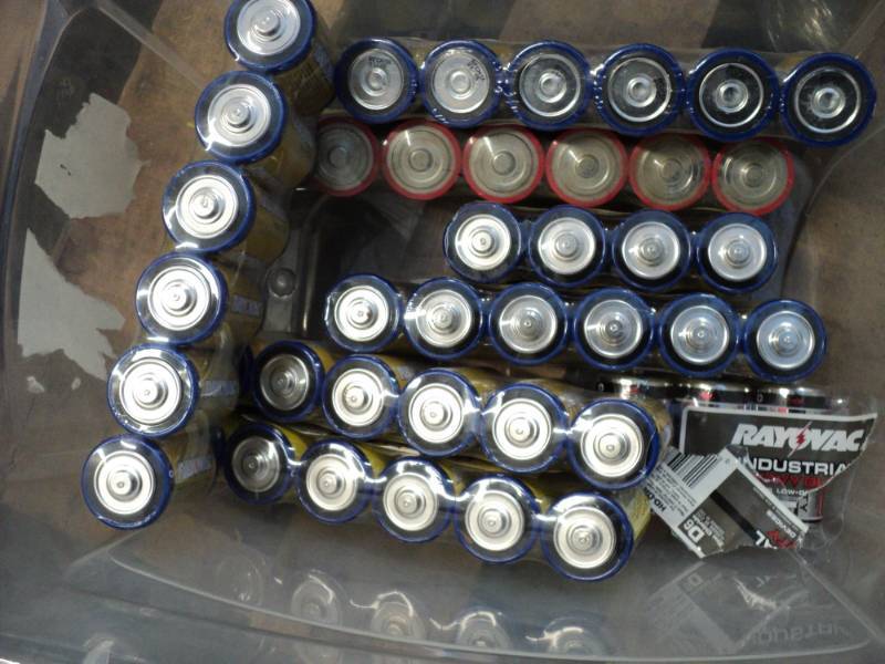 lot 188 image: 43 Size D Batteries and 2 License P...