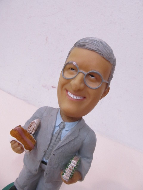 lot 18 image: Sid Hartman Bobblehead