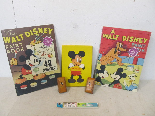 lot 30 image: Group of Vintage DISNEY Mickey Mouse etc