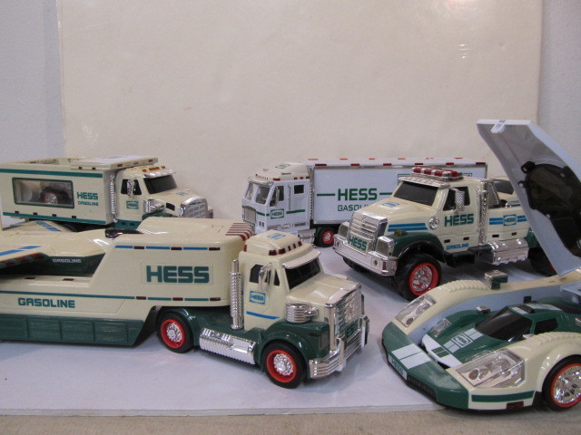 lot 47 image: Group of Working HESS Electronic Toy Vehicles