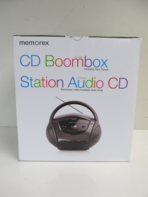 lot 59 image: Brand New CD Boombox Radio by Memorex
