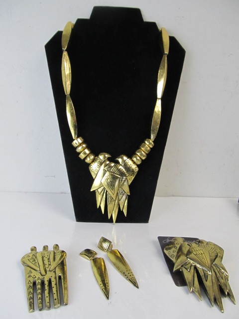 lot 90 image: Nice Group of Signed LAUREL BURCH Costume Jewelry