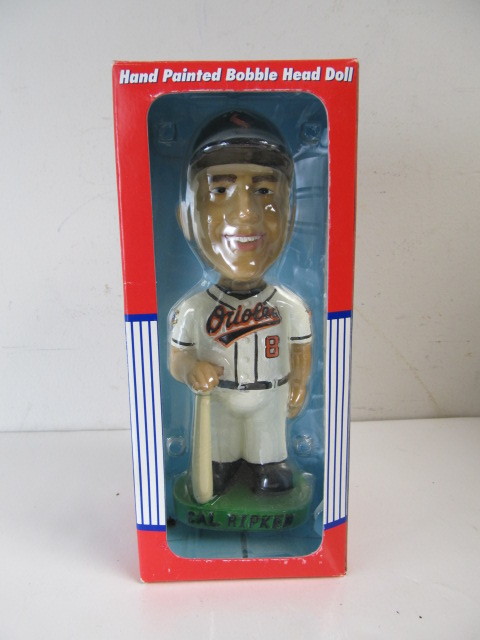 lot 155 image: CAL RIPKEN Bobblehead