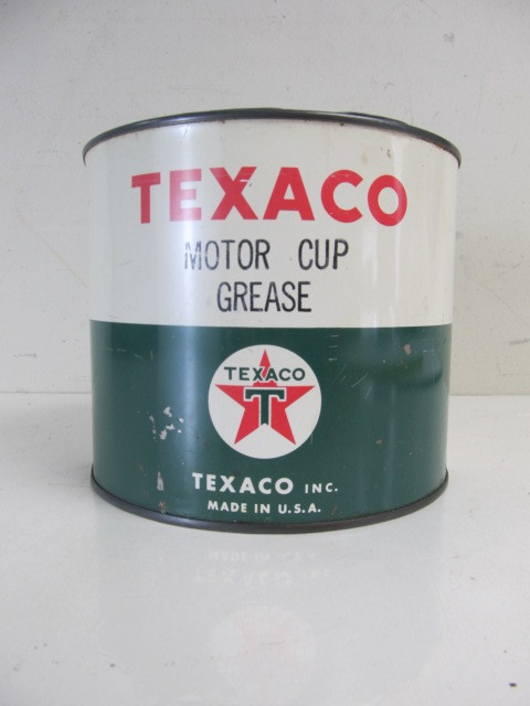 lot 191 image: Vintage TEXACO 5lb Motor Cup Grease Can