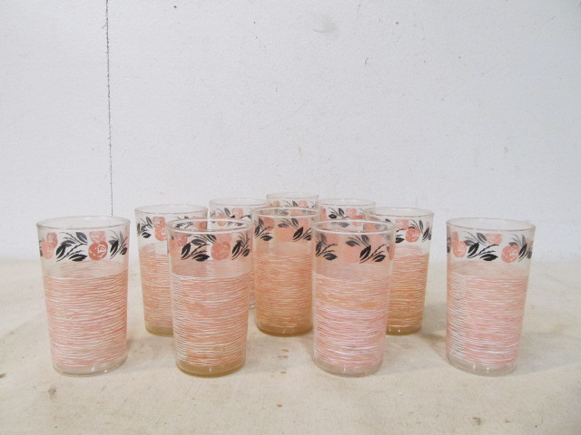 lot 203 image: Set of 10 Matching Mid Century Enameled Drinking Glasses