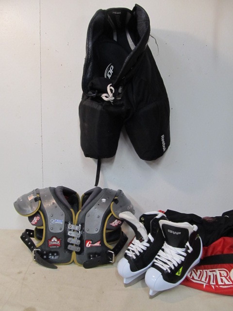 lot 128 image: Group of Hockey Equipment - Skates Pads etc