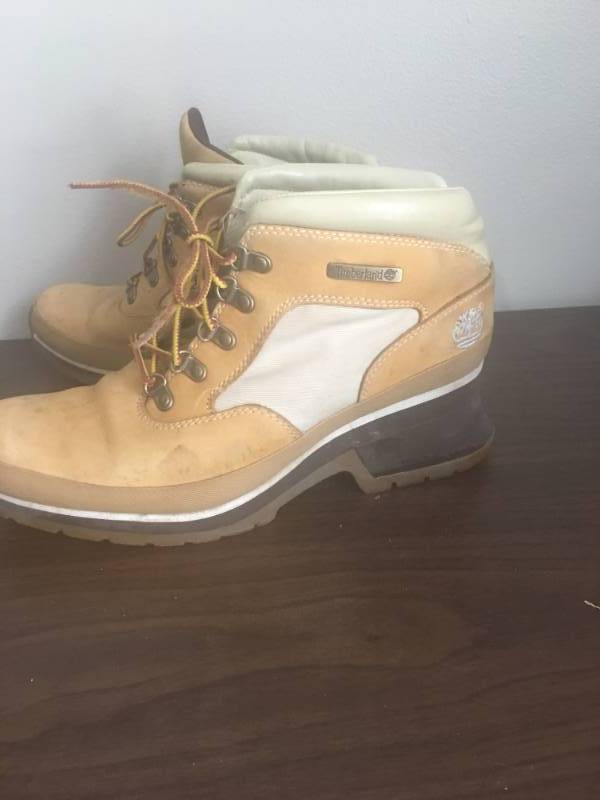 Timberland Boots womens Size 8