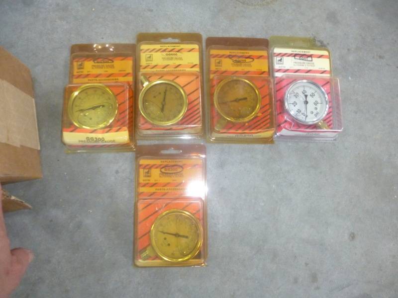 Tisco Pressure Gages