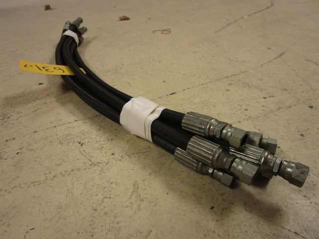 HYDRAULIC HOSES W FITTINGS