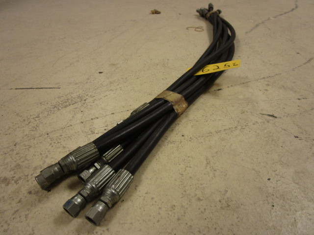 HYDRAULIC HOSES W FITTINGS