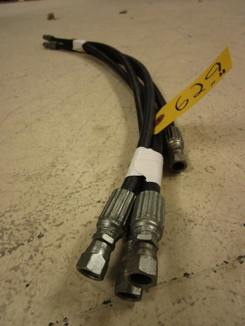 HYDRAULIC HOSES W FITTINGS