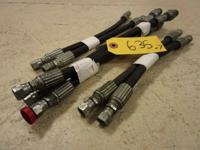 HYDRAULIC HOSES W FITTINGS
