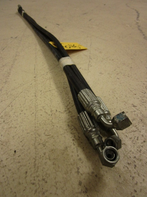 HYDRAULIC HOSES W FITTINGS