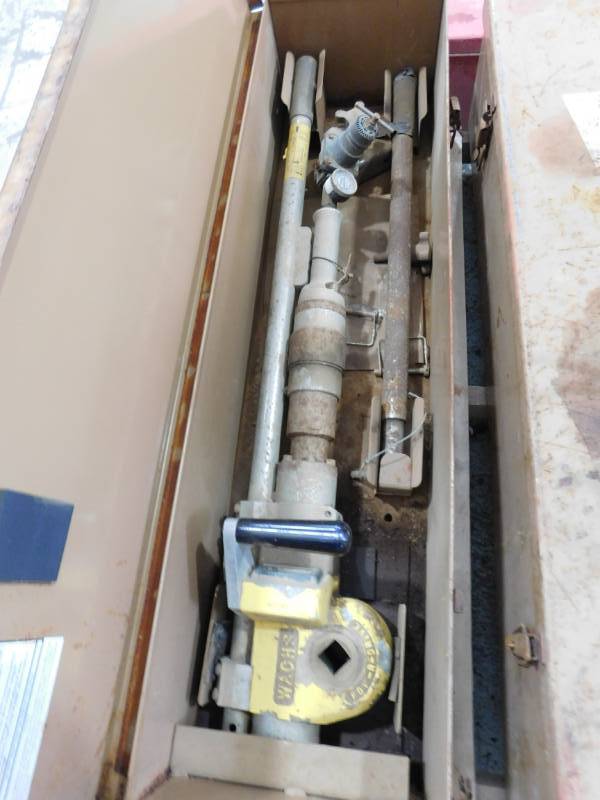 lot 12 image: Wachs Air Pow-R-Drive II Valve Operator
