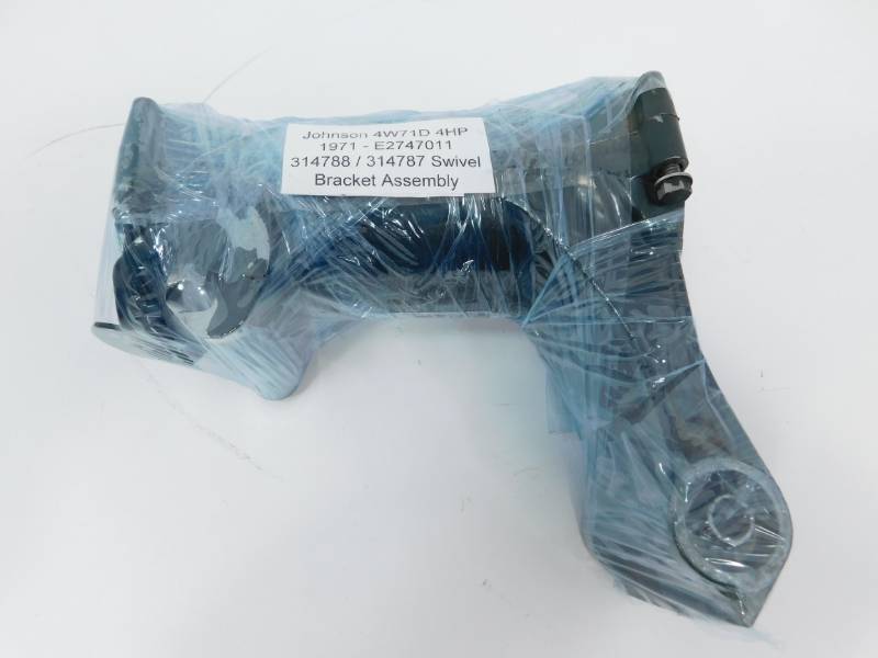 1971 Johnson 4W71D (4HP) Boat Motor 314787 Part--Swivel Bracket Assembly