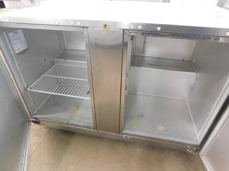 lot 29 image: Traulsen Stainless Steel Refrigerator Model- UHT48-LR 48x30x33T -1