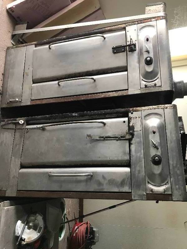 lot 1 image: Double Stack Blodgett 1048 Pizza Ovens