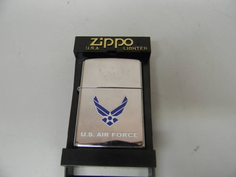 lot 22 image: NOS NEVER USED ZIPPO LIGHTER - U.S. AIR FORCE - SEE PICTURES