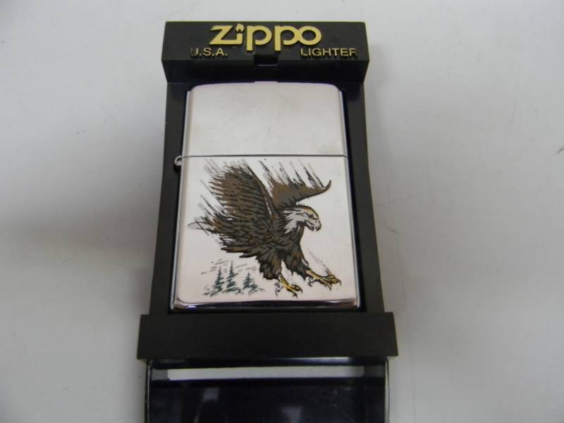 lot 26 image: NOS NEVER USED ZIPPO LIGHTER - EAGLE - SEE PICTURES