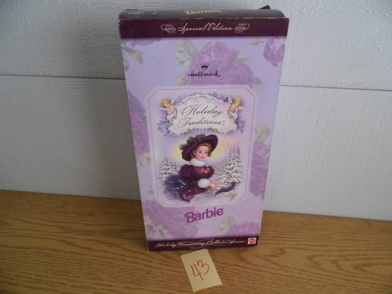 lot 43 image: Collector Barbie